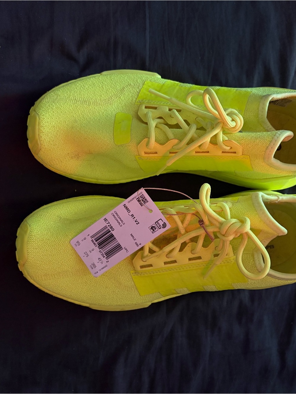 Adidas NMD_R1.V2 size 9.5 Men’s brand new with tags